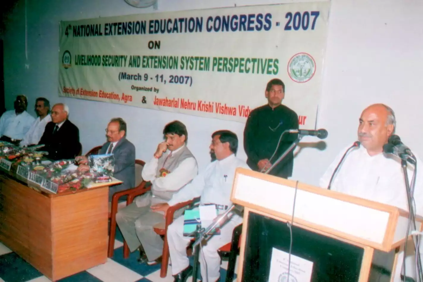 7a  National Extension Education Congress 2003